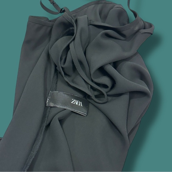 EUC Zara Semi Sheer Mini V-Neck Slip Dress in Black. Size Small - Picture 10 of 11